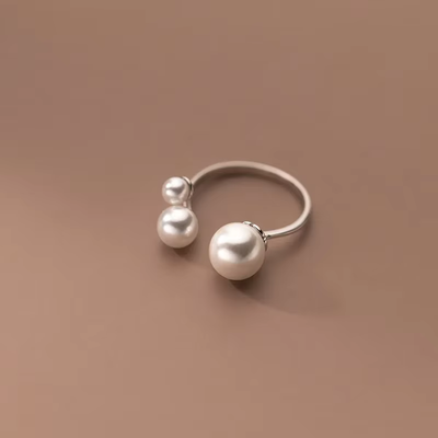Adjustable Pearl Ring