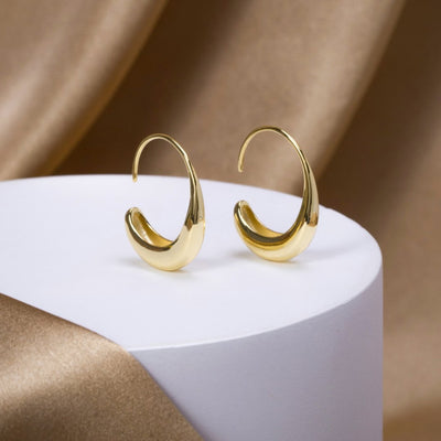Drop-shaped earrings