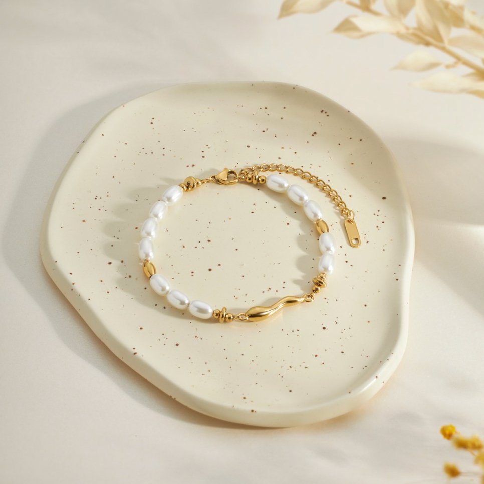 Lov freshwater pearl bracelet