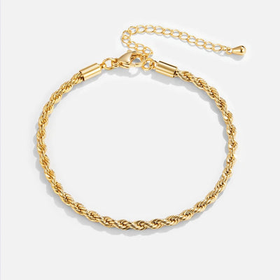 Chic twisted gold bracelet
